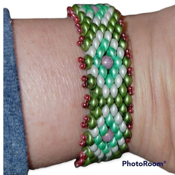 Beaded Evil Eye Bracelet - Picture 3 of 6